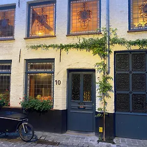 ** Bed & Breakfast Huyze Peerdenbrugghe Belgio